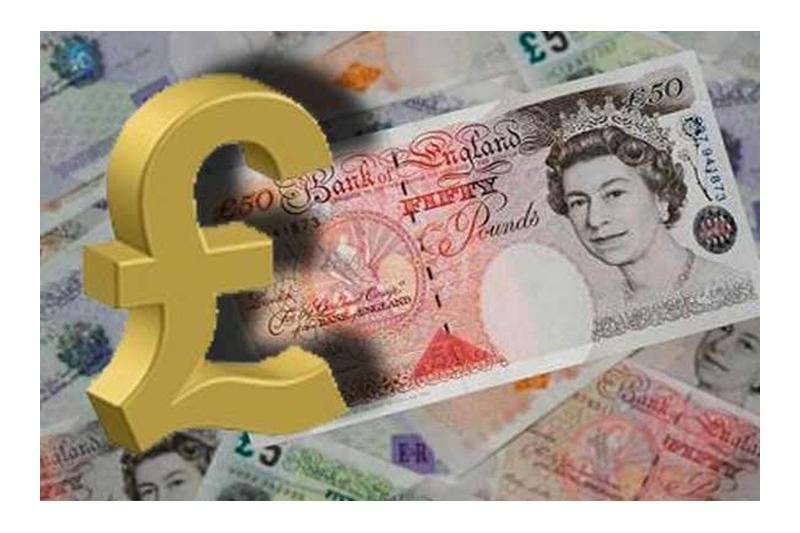 الاسترليني يهبط مقتربا من أدنى مستوى في 11 شهرا وسط مخاوف أوميكرون