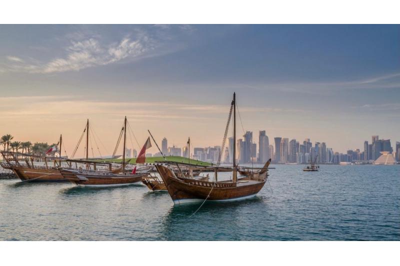 طقس حار نسبيا الليلة مصحوب بغبار عالق على الساحل وفي البحر