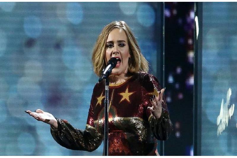 أديل تحيي أولى حفلاتها منذ خمس سنوات في هايد بارك الصيف المقبل