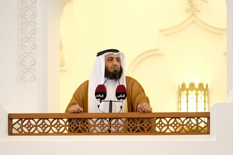 خطبة الجمعة بجامعي الإمام والشيوخ تحذر من الإسراف