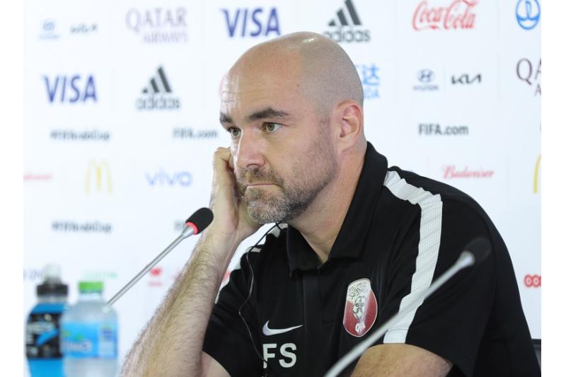 سانشيز يؤكد جاهزية المنتخب القطري لمواجهة نظيره البحريني غدا وتحقيق نتيجة إيجابية