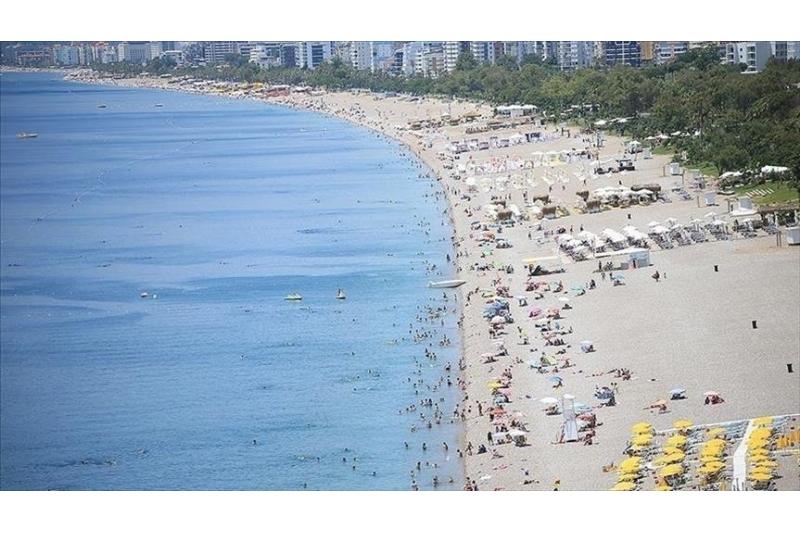 وزير تركي: نهدف لتحقيق 34.5 مليار دولار إيرادات سياحية 2022