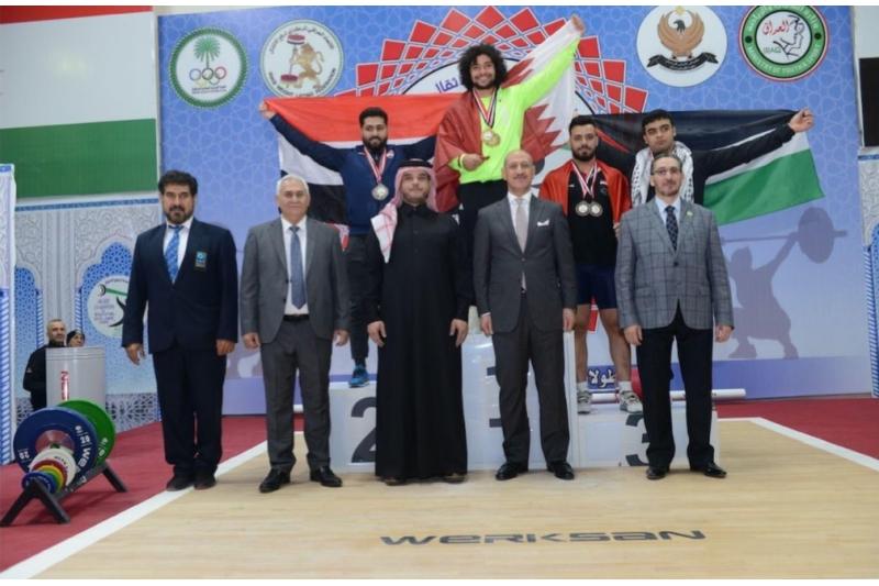 تتويج القطري فارس إبراهيم بجائزة أفضل رباع في البطولة العربية لرفع الأثقال