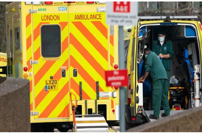 بريطانيا تسجل 76807 إصابات جديدة بكوفيد-19