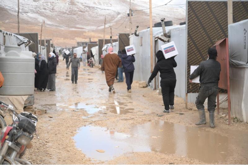 مساعدات شتوية عاجلة من قطر الخيرية للنازحين السوريين