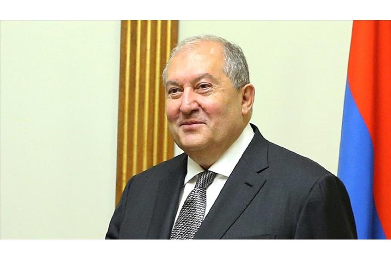الرئيس الأرميني يستقيل من منصبه