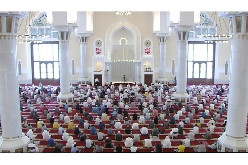 التربية الصالحة عنوان الخطبة بجامعي الإمام والشيوخ