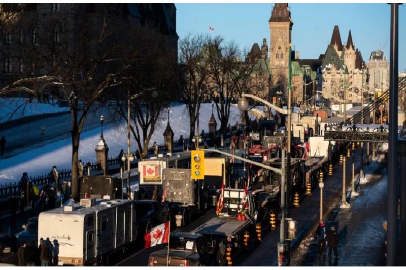 أوتاوا تستعد لاحتجاج "ضخم" على قرارات لترودو بشأن لقاح كوفيد-19
