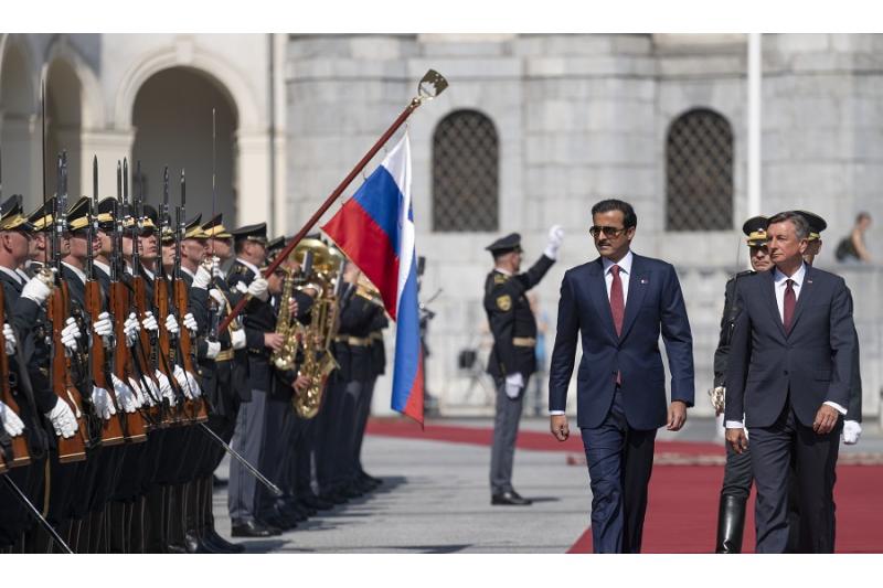 مراسم استقبال رسمية لسمو الأمير في العاصمة السلوفينية ليوبليانا