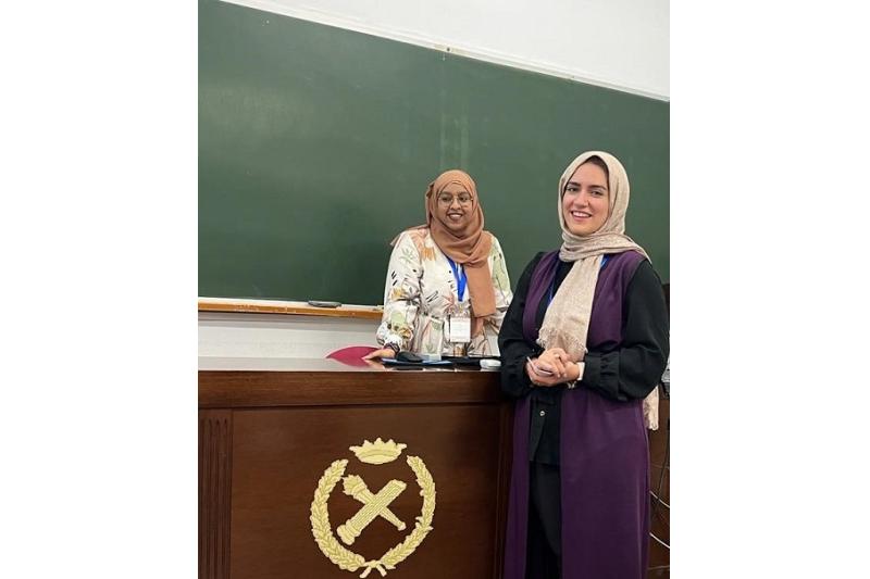 باحثتان من جامعة حمد بن خليفة تقدمان دراسات حول تأثيرات مواقع التواصل على الشباب المسلم