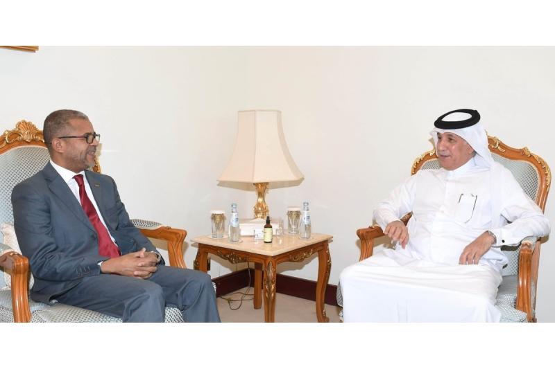 وزير الدولة للشؤون الخارجية يجتمع مع سفير موزمبيق