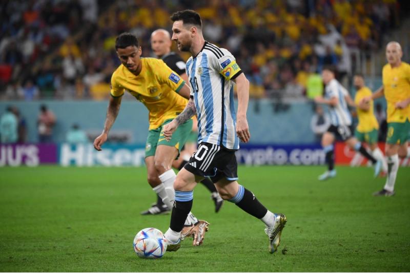 مطاردة ميسي لقبه الأول في كأس العالم تخطف الأضواء في دور الثمانية