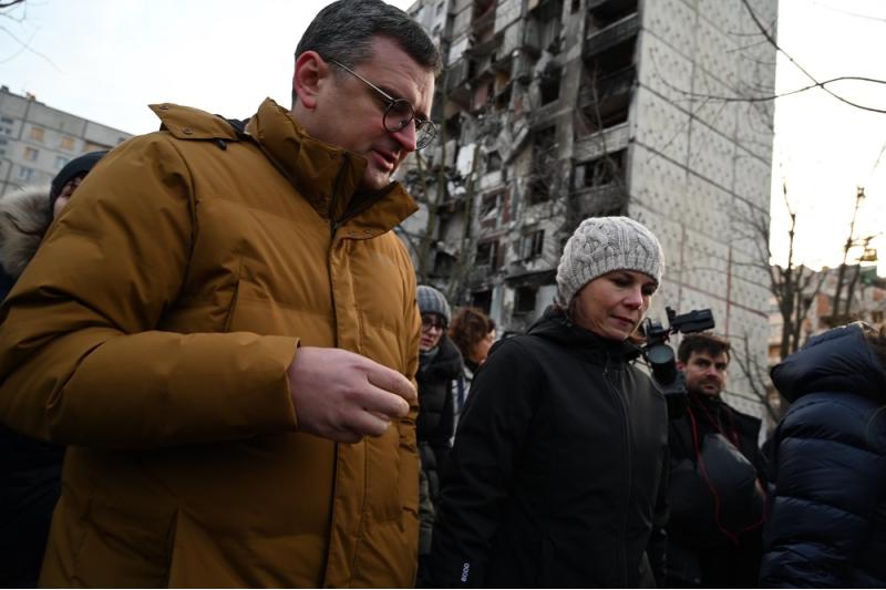 أوكرانيا تحث ألمانيا على سرعة تسليمها دبابات "ليبارد"