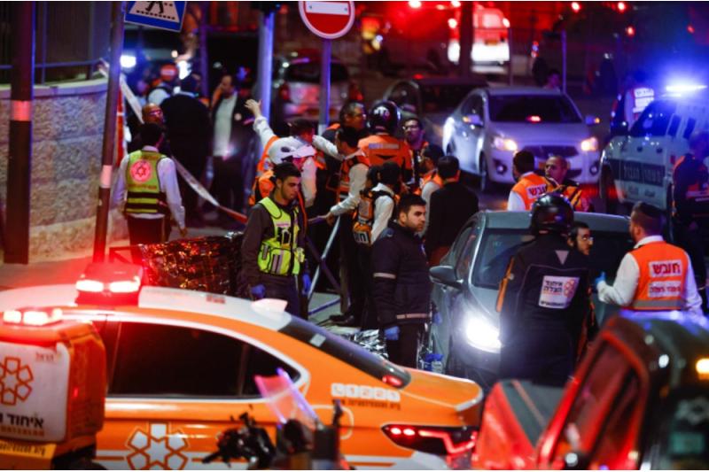 مقتل 8 مستوطنين إسرائيليين بعملية إطلاق نار شمال القدس المحتلة