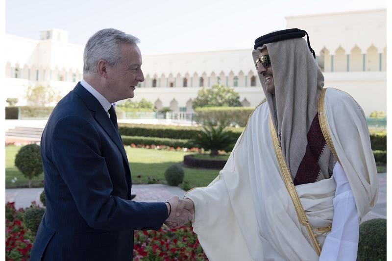 سمو الأمير يستقبل وزير الاقتصاد والمالية الفرنسي