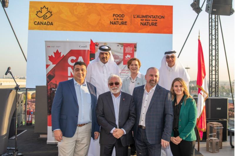 غرفة قطر تبحث العلاقات التجارية والاقتصادية مع شركات كندية