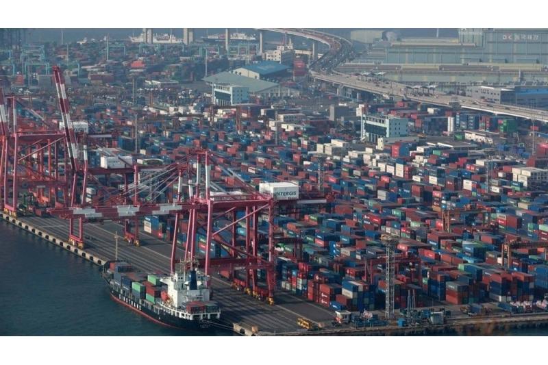 هبوط الصادرات في كوريا الجنوبية بسبب انخفاض الطلب على الرقائق