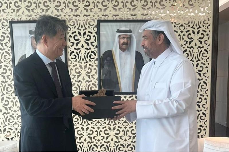 وزير البيئة يجتمع مع نائب مدير الوكالة الدولية للطاقة الذرية