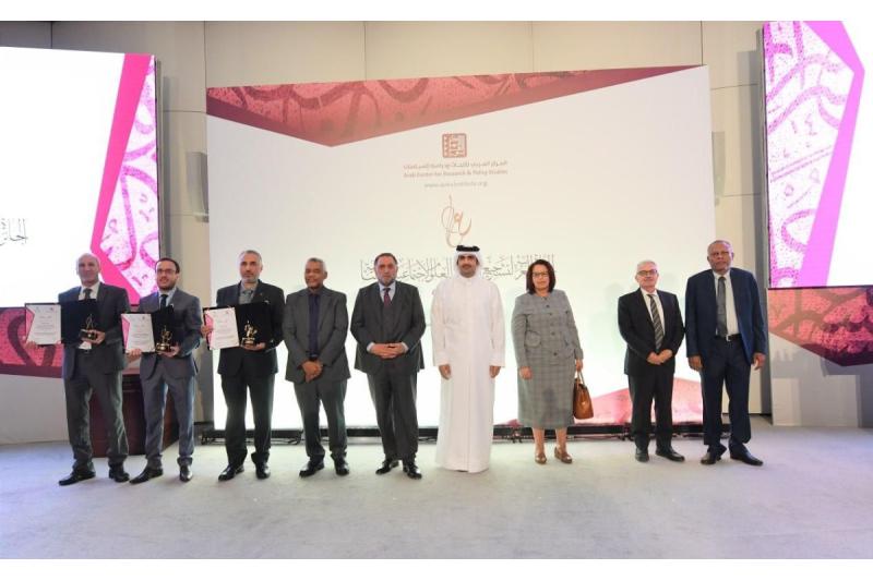 فوز 3 باحثين بجائزة العلوم الاجتماعية والإنسانية