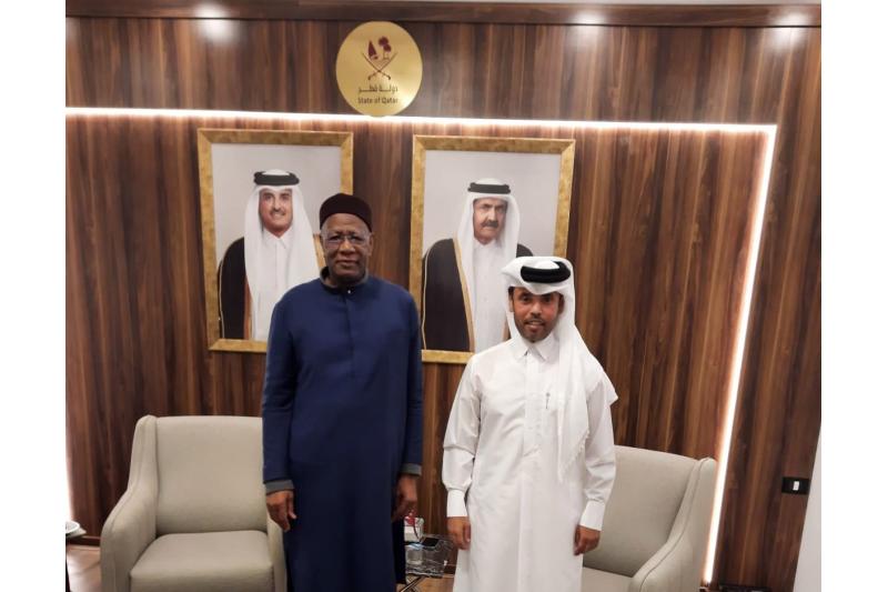الممثل الخاص للأمين العام للأمم المتحدة في ليبيا يجتمع مع سفير دولة قطر