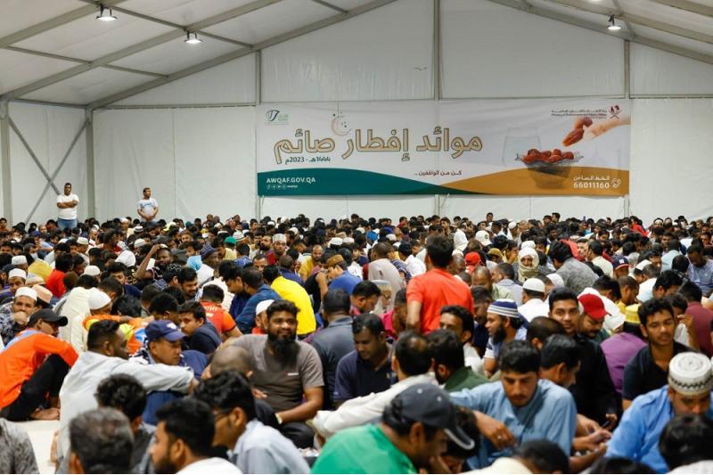 الإدارة العامة للأوقاف: مخيم "إفطار صائم" بسوق الخميس والجمعة يستقبل 1200 صائم يوميا