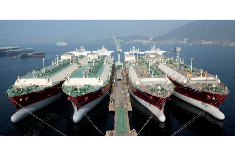 908 آلاف برميل يومياً صادرات النفط الخام والمكثفات القطرية في مارس