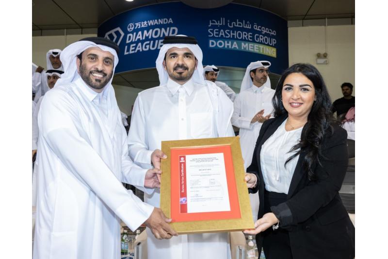 الشيخ جوعان يحضر جولة شاطئ البحر للدوري الماسي