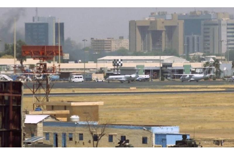 السودان يمدد إغلاق المجال الجوي إلى نهاية الشهر الجاري