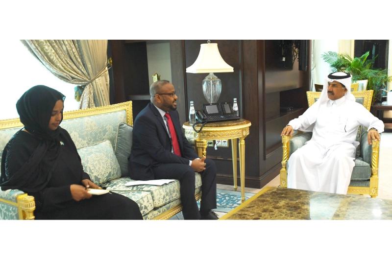 الأمين العام لوزارة الخارجية يجتمع مع السكرتير الدائم لوزارة الشؤون الخارجية والتعاون الدولي الصومالي