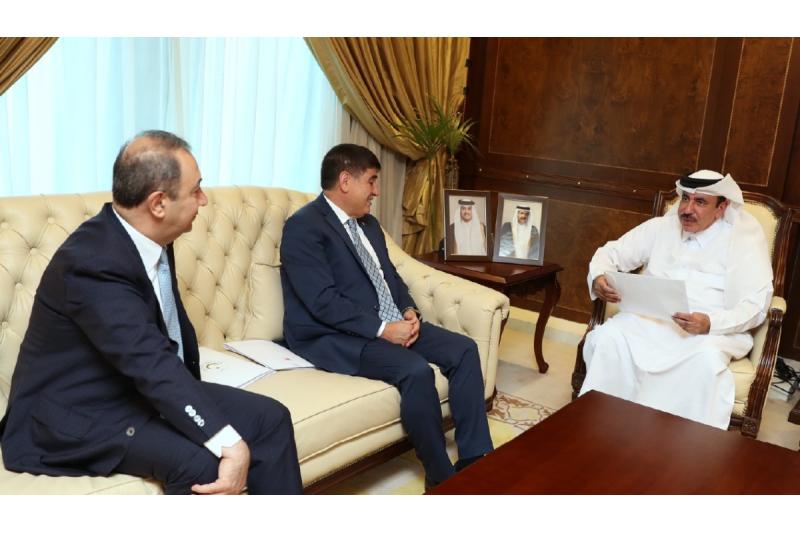 وزير المواصلات يتسلم رسالة من نظيره التركي