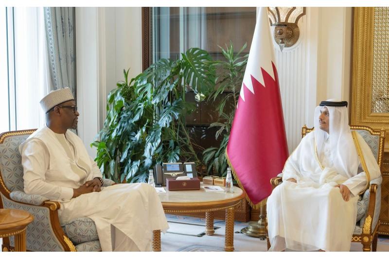 رئيس مجلس الوزراء وزير الخارجية يستقبل وزير الشؤون الخارجية والتعاون الدولي في مالي