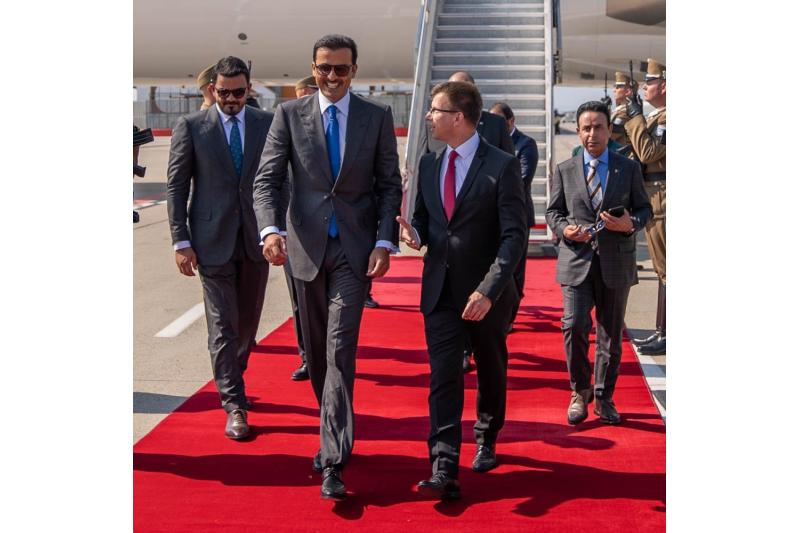 سمو الأمير يصل بودابست