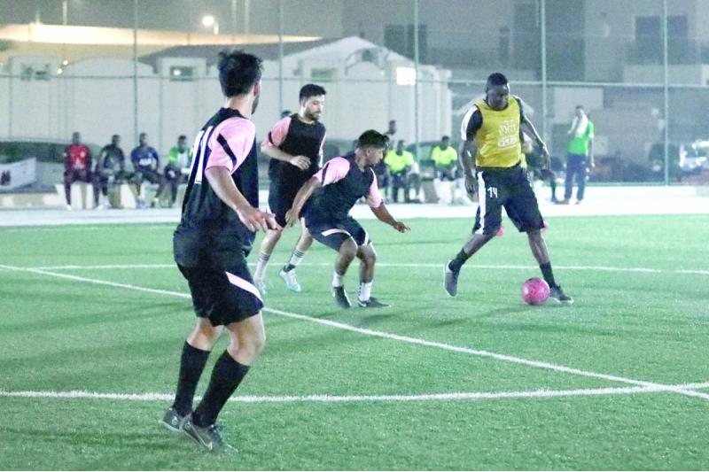 الرياضة للجميع نظمت 10 بطولات لكرة القدم