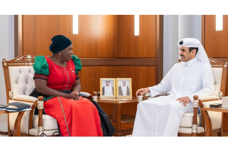 وزير الدولة لشؤون الطاقة يجتمع مع وزيرة التعدين في مالاوي