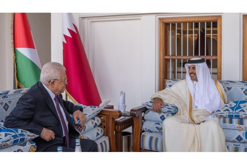 سمو الأمير يستقبل الرئيس الفلسطيني