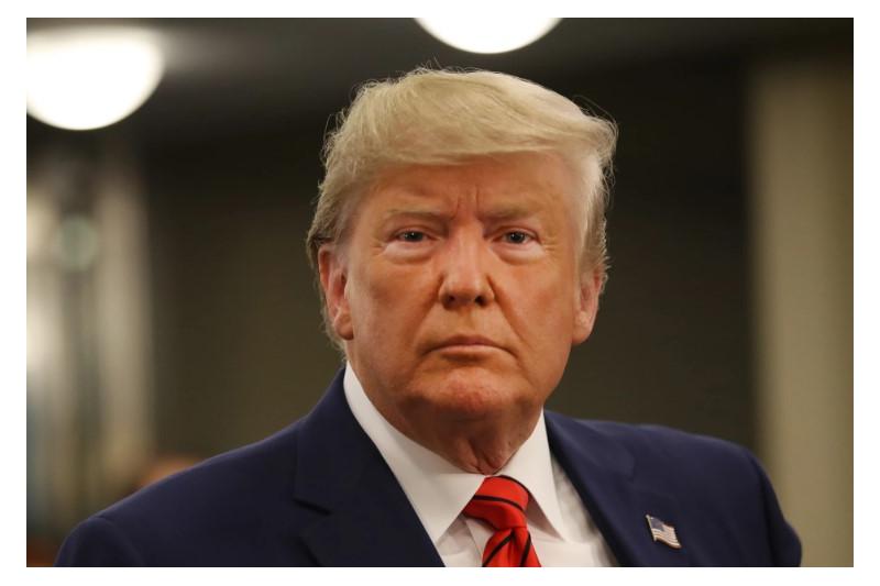 محكمة في نيويورك تغرم الرئيس السابق بـ355 مليون دولار لإدانته في قضية احتيال