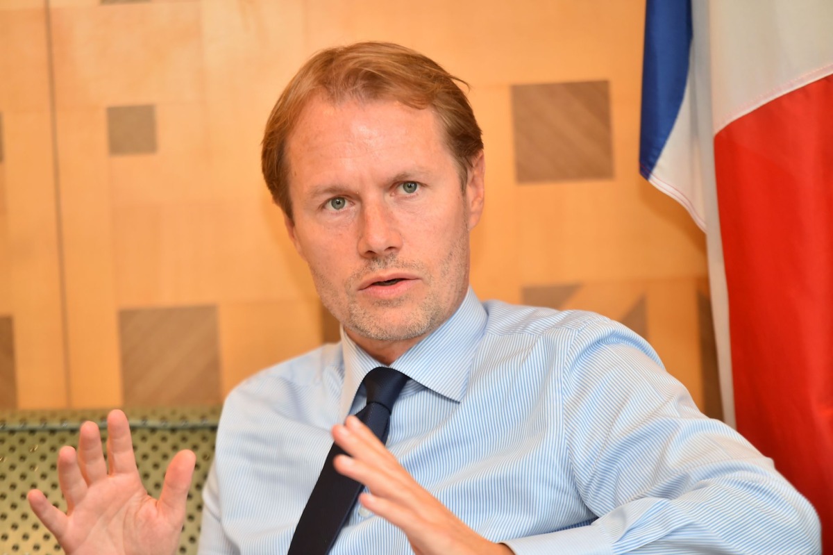 السفير الفرنسي: زيارة ماكرون تؤكد عمق العلاقات بين الدوحة وباريس