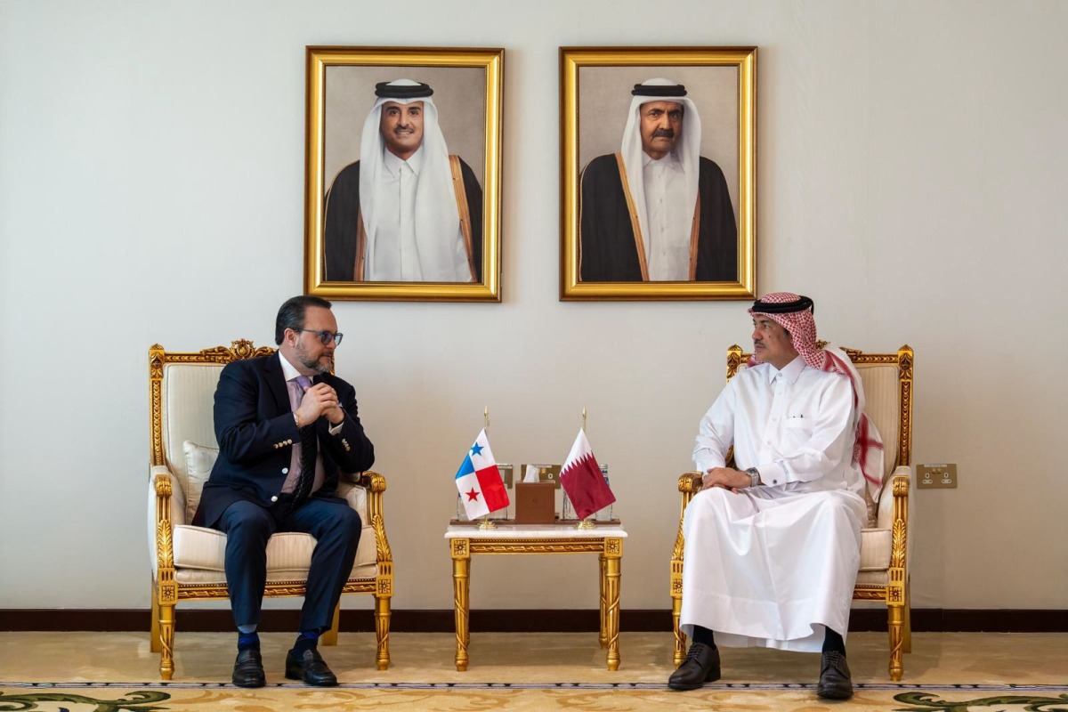 وزير الدولة لشؤون التجارة الخارجية يجتمع مع وزير التجارة والصناعة بجمهورية بنما