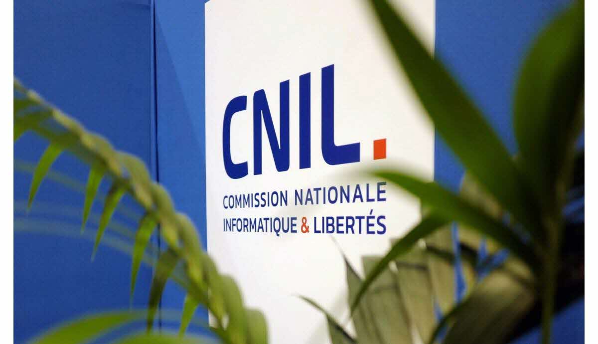 فرنسا تفرض غرامات قياسية بقيمة 487 مليون يورو على شركتي جوجل وشين