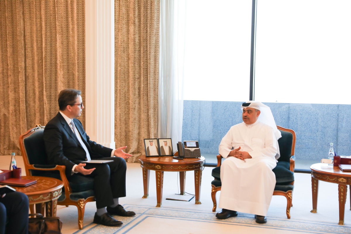 وزير المالية يجتمع مع الرئيس والمدير التنفيذي أوليفر وايمان