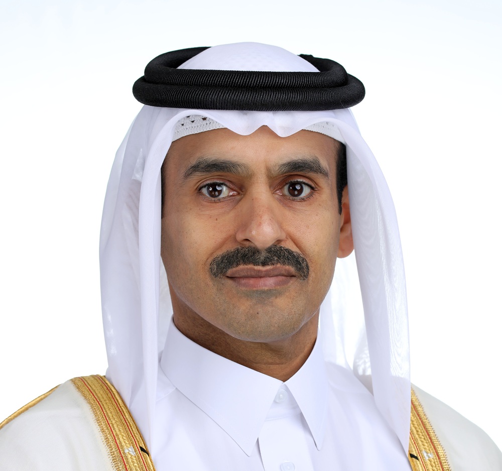 وزير الدولة لشؤون الطاقة يجتمع مع الوزير المسؤول عن ملف الطاقة السنغافوري